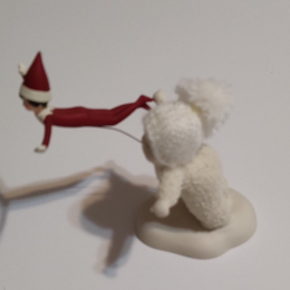 Department 56 Snowbabies “Elf On the Shelf Gives Flying Lessons” Porcela… - Picture 4 of 4